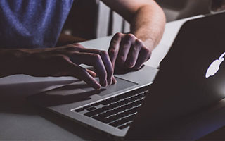 乐鱼体育平台app下载-法国队欧洲杯半决赛被淘汰，队报今日头版：揭开面具，法国队 欧洲杯