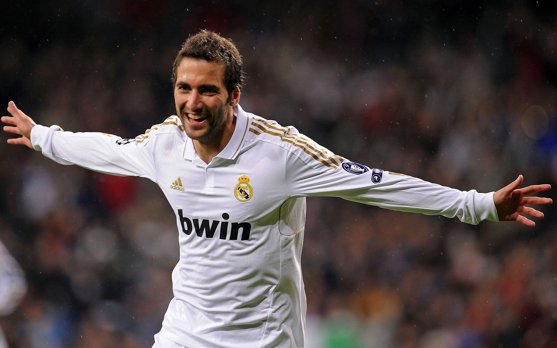 法国队遭遇惨败,欧预赛形势变得严峻,法国队2020欧预赛球衣图片