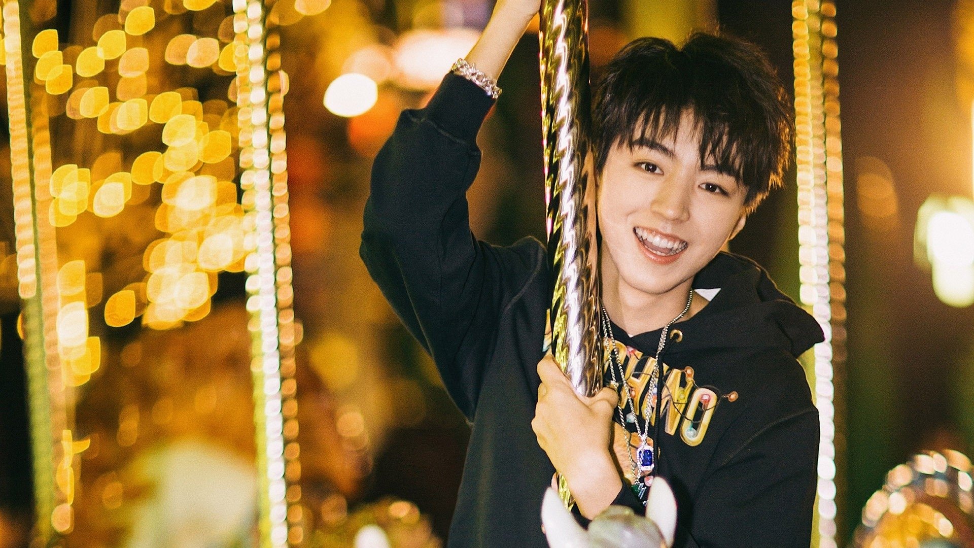 乐鱼体育-法国队防线坚不可摧，挪威队无奈败北,强强对话引人期待，法国和挪威哪个发达