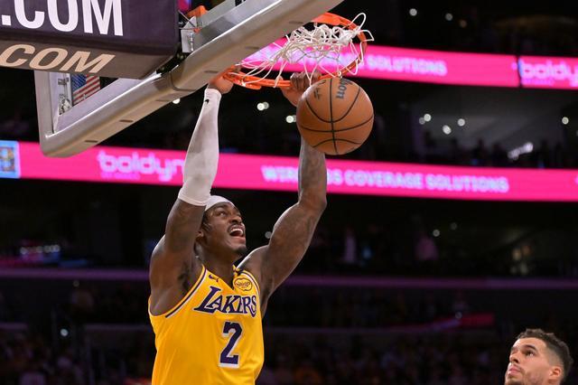 乐鱼体育：湖人队新赛季：范德比尔特表示将提升快攻成功率的简单介绍